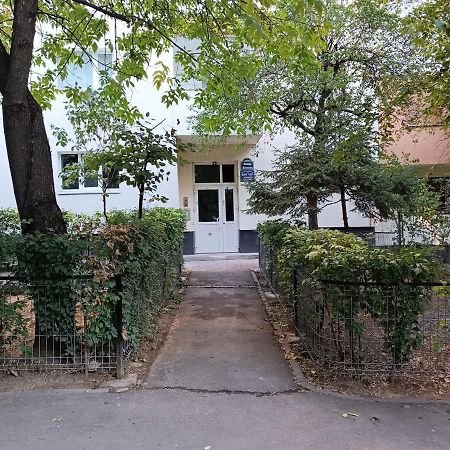 בוקרשט Golden Apartment Baneasa מראה חיצוני תמונה
