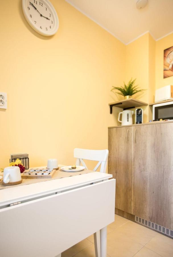 בוקרשט Golden Apartment Baneasa מראה חיצוני תמונה