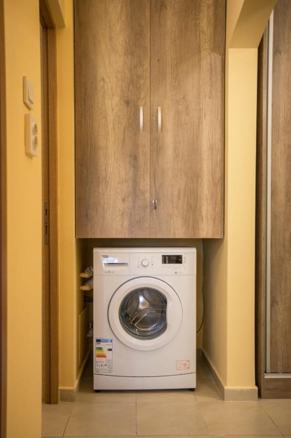 בוקרשט Golden Apartment Baneasa מראה חיצוני תמונה